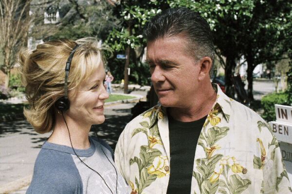Growing Pains Return Of The Seavers Streaming Growing Pains: Return of the Seavers (2004) - Joanna Kerns | Synopsis